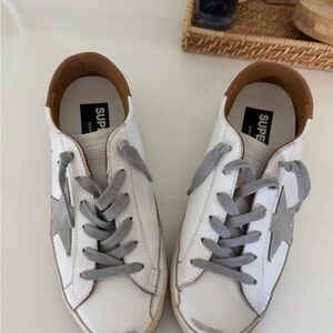 Golden goose Women’s Super-Star sneakers with suede star and brown heel tab